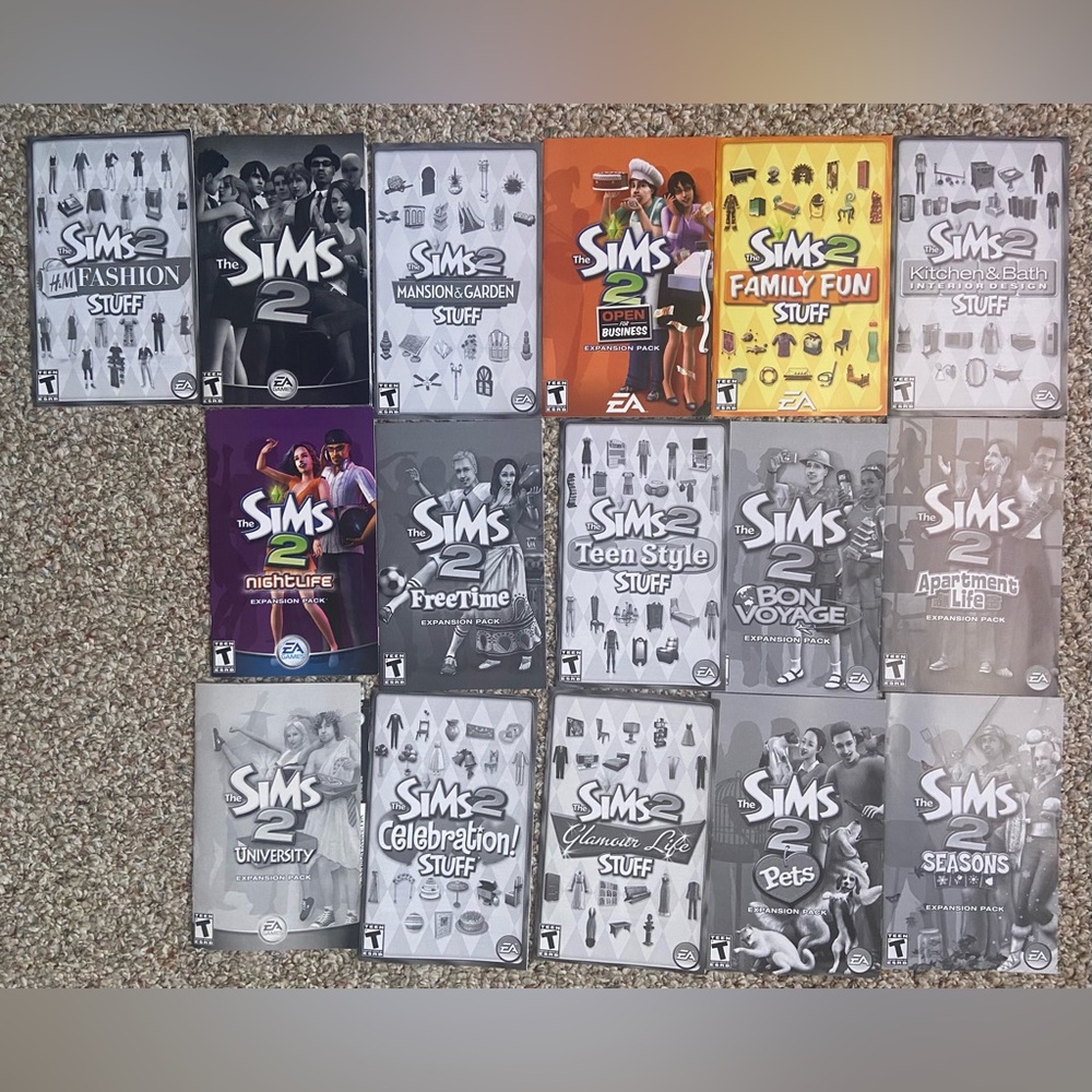 The Sims 2 Collection with Base Game LOT of 15